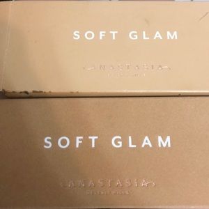 Anastasia Soft Glam palette!
